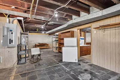 300 E Lafayette Street, Ottawa, IL 61350 - Photo 32