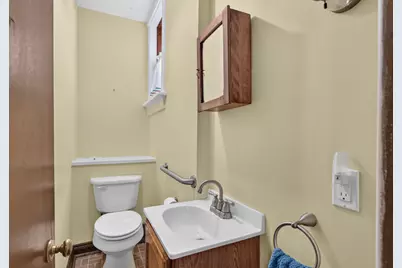 300 E Lafayette Street, Ottawa, IL 61350 - Photo 14