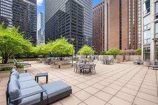 222 N Columbus Dr, Chicago, IL 60601 - Photo 14