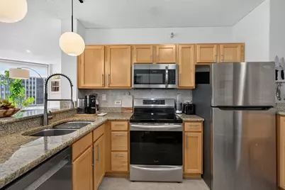 222 N Columbus Drive #2210, Chicago, IL 60601 - Photo 8