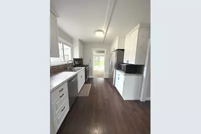2209 Douglas Avenue, Des Plaines, IL 60018 - Photo 2