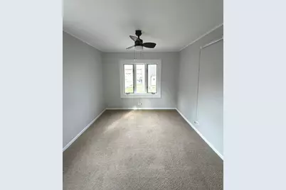 2209 Douglas Avenue, Des Plaines, IL 60018 - Photo 14