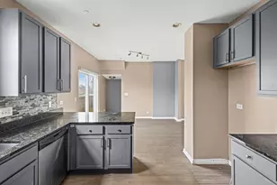 5350 W Hanson Ave, Chicago, IL 60639 - Photo 10