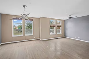 5350 W Hanson Ave, Chicago, IL 60639 - Photo 12