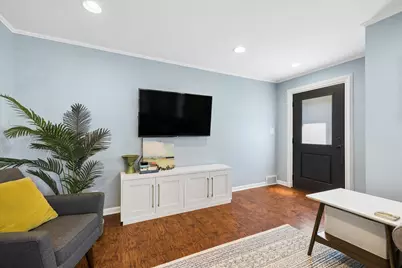 1320 E Washington Street, Des Plaines, IL 60016 - Photo 4