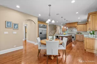 320 N Waynes Ct, Palatine, IL 60067 - Photo 18