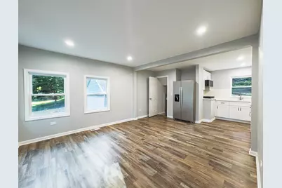 814 Caton Street, Ottawa, IL 61350 - Photo 2