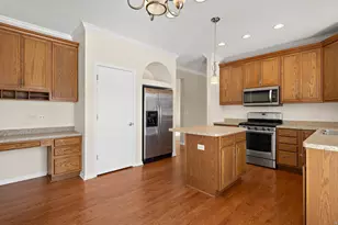 2119 Serenity Ln, Woodstock, IL 60098 - Photo 10