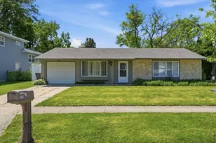 1151 Leawood Dr, Elgin, IL 60120 - Photo 1