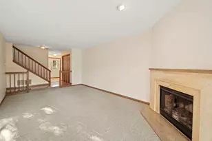 11103 Regency Dr, Westchester, IL 60154 - Photo 10