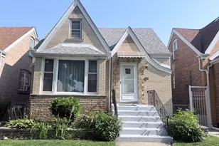 3916 W 59th Pl, Chicago, IL 60629 - Photo 1