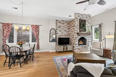2239 N Magnolia Avenue #2, Chicago, IL 60614 - Photo 4