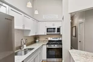 2239 N Magnolia Ave, Chicago, IL 60614 - Photo 10