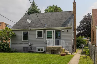 9308 S Troy Avenue, Evergreen Park, IL 60805 - Photo 6