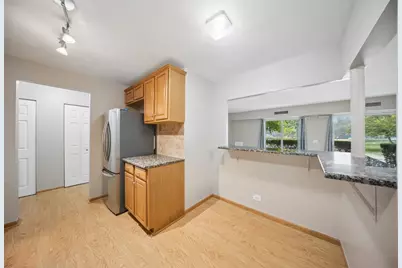 1405 E Central Road #118C, Arlington Heights, IL 60005 - Photo 10