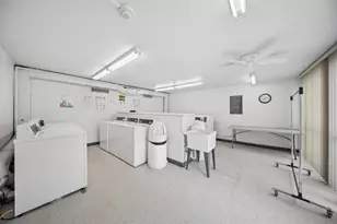 1405 E Central Rd, Arlington Heights, IL 60005 - Photo 16