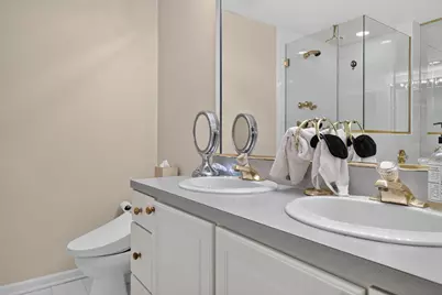 640 Walnut Oaks Drive, Roselle, IL 60172 - Photo 28