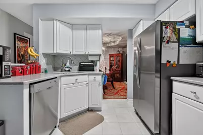 640 Walnut Oaks Drive, Roselle, IL 60172 - Photo 14