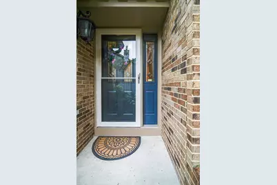 640 Walnut Oaks Drive, Roselle, IL 60172 - Photo 6