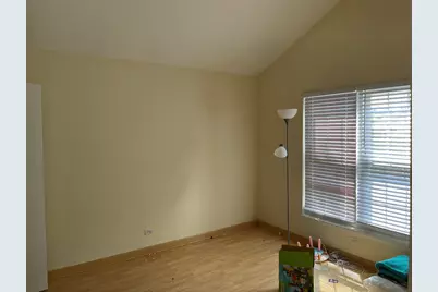 213 Old Oak Drive #213, Buffalo Grove, IL 60089 - Photo 8