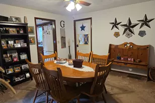 312 W 6th St, Prophetstown, IL 61277 - Photo 6