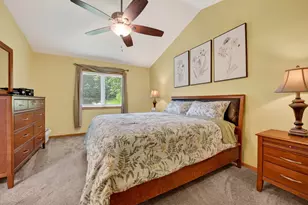 10293 E Hickory Ridge Dr, Rochelle, IL 61068 - Photo 18
