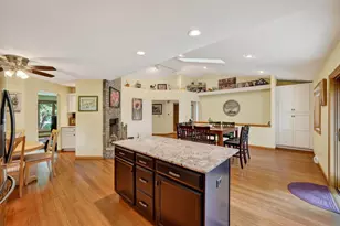 10293 E Hickory Ridge Dr, Rochelle, IL 61068 - Photo 6