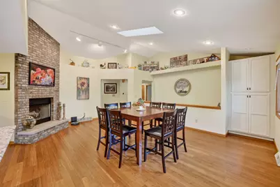 10293 E Hickory Ridge Drive, Rochelle, IL 61068 - Photo 10