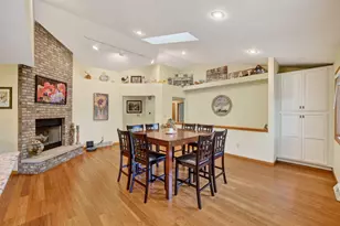 10293 E Hickory Ridge Dr, Rochelle, IL 61068 - Photo 10