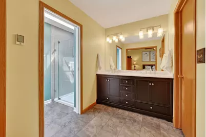 10293 E Hickory Ridge Drive, Rochelle, IL 61068 - Photo 20
