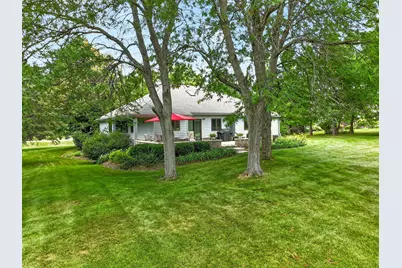 10293 E Hickory Ridge Drive, Rochelle, IL 61068 - Photo 44