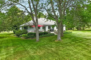 10293 E Hickory Ridge Dr, Rochelle, IL 61068 - Photo 44
