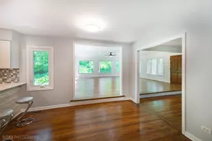 4 Auburn Ln, Barrington Hills, IL 60010 - Photo 12
