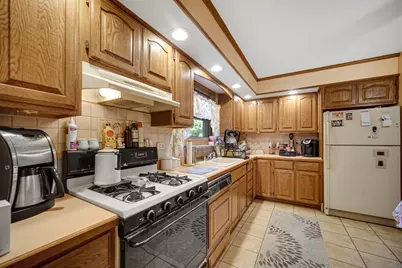 10013 W Lyndale Avenue, Melrose Park, IL 60164 - Photo 8