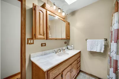 10013 W Lyndale Avenue, Melrose Park, IL 60164 - Photo 12