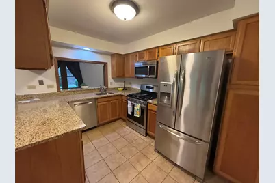 266 Greensboro Court #5, Elk Grove Village, IL 60007 - Photo 10