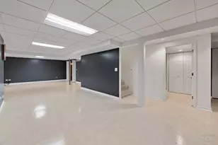 2346 Woodside Ct, Carpentersville, IL 60110 - Photo 30