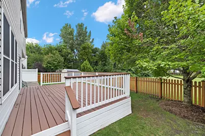[Address not provided], Carpentersville, IL 60110 - Photo 38