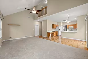 2346 Woodside Ct, Carpentersville, IL 60110 - Photo 14