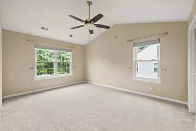 [Address not provided], Carpentersville, IL 60110 - Photo 20