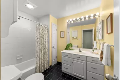 1025 Loughborough Court, Wheaton, IL 60189 - Photo 14