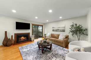 1025 Loughborough Ct, Wheaton, IL 60189 - Photo 4