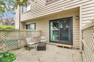 2426 Morrissey Park Dr, Champaign, IL 61821 - Photo 26