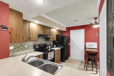 2426 Morrissey Park Drive #2426, Champaign, IL 61821 - Photo 6