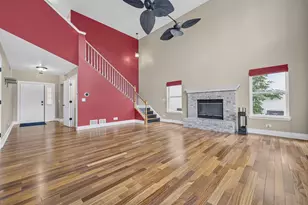996 Timber Lake Dr, Antioch, IL 60002 - Photo 6