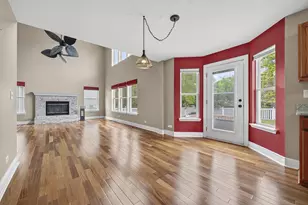 996 Timber Lake Dr, Antioch, IL 60002 - Photo 12