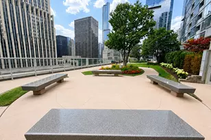 240 E Illinois St, Chicago, IL 60611 - Photo 24