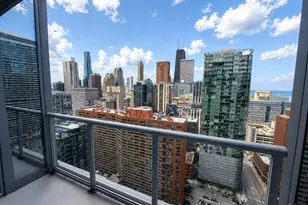 240 E Illinois St, Chicago, IL 60611 - Photo 12