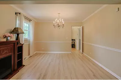 6104 Westgate Court, Woodridge, IL 60517 - Photo 8