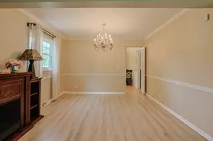 6104 Westgate Ct, Woodridge, IL 60517 - Photo 8